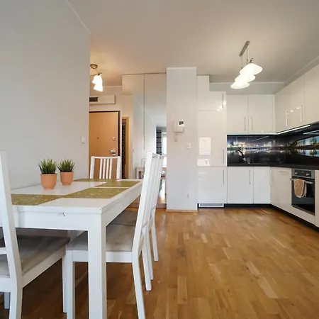 Апартаменты Dubois 7-2 Pk 50 M2 Apartament Blisko Rynku *